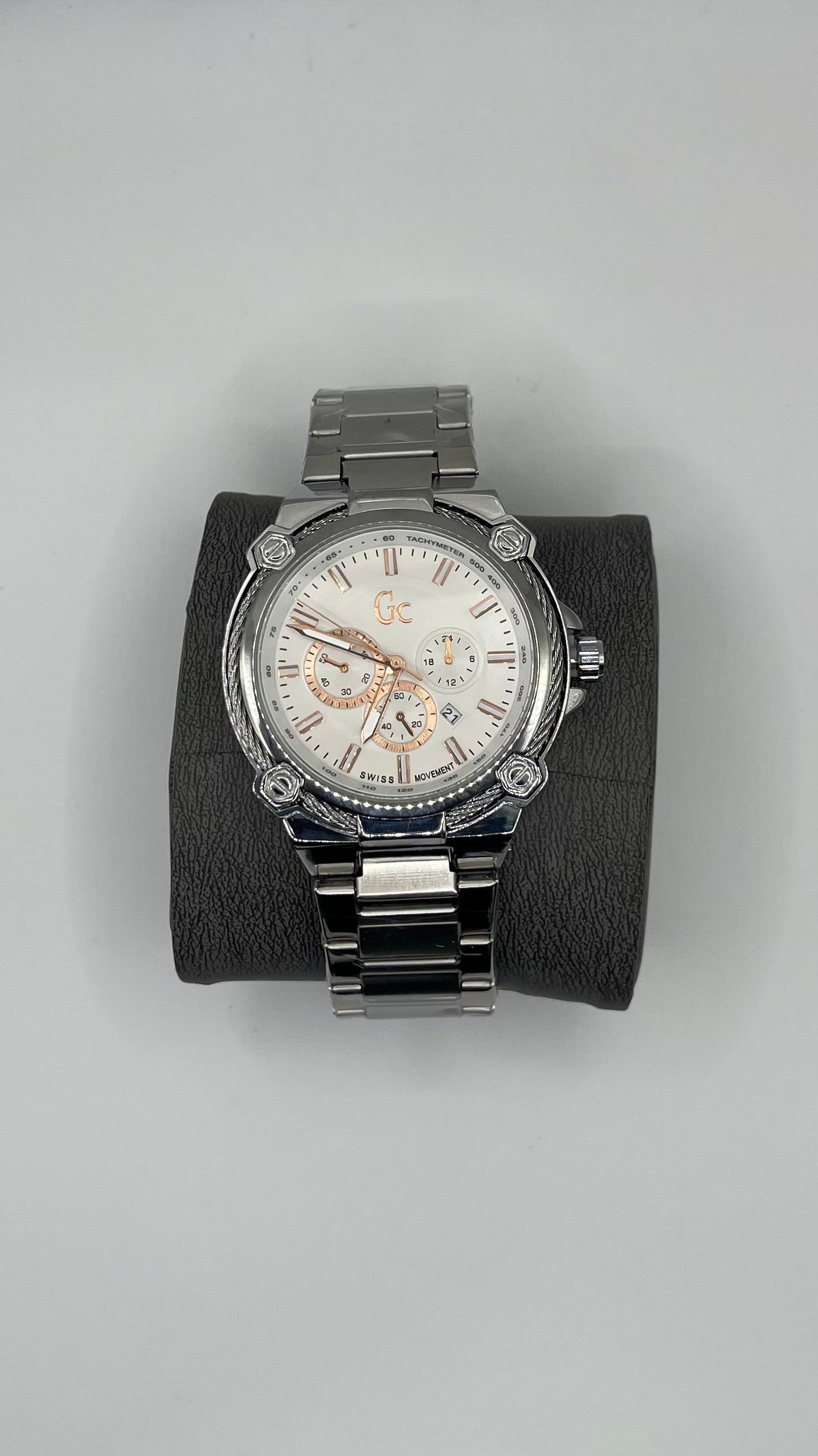 Guess Collection (GC)
